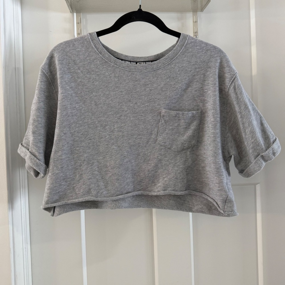 Victoria's Secret Sport Gray Cropped Sweatshirt Pullover Short Sleeve Women M